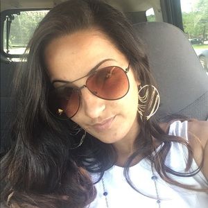 Meet your Posher, Krystal